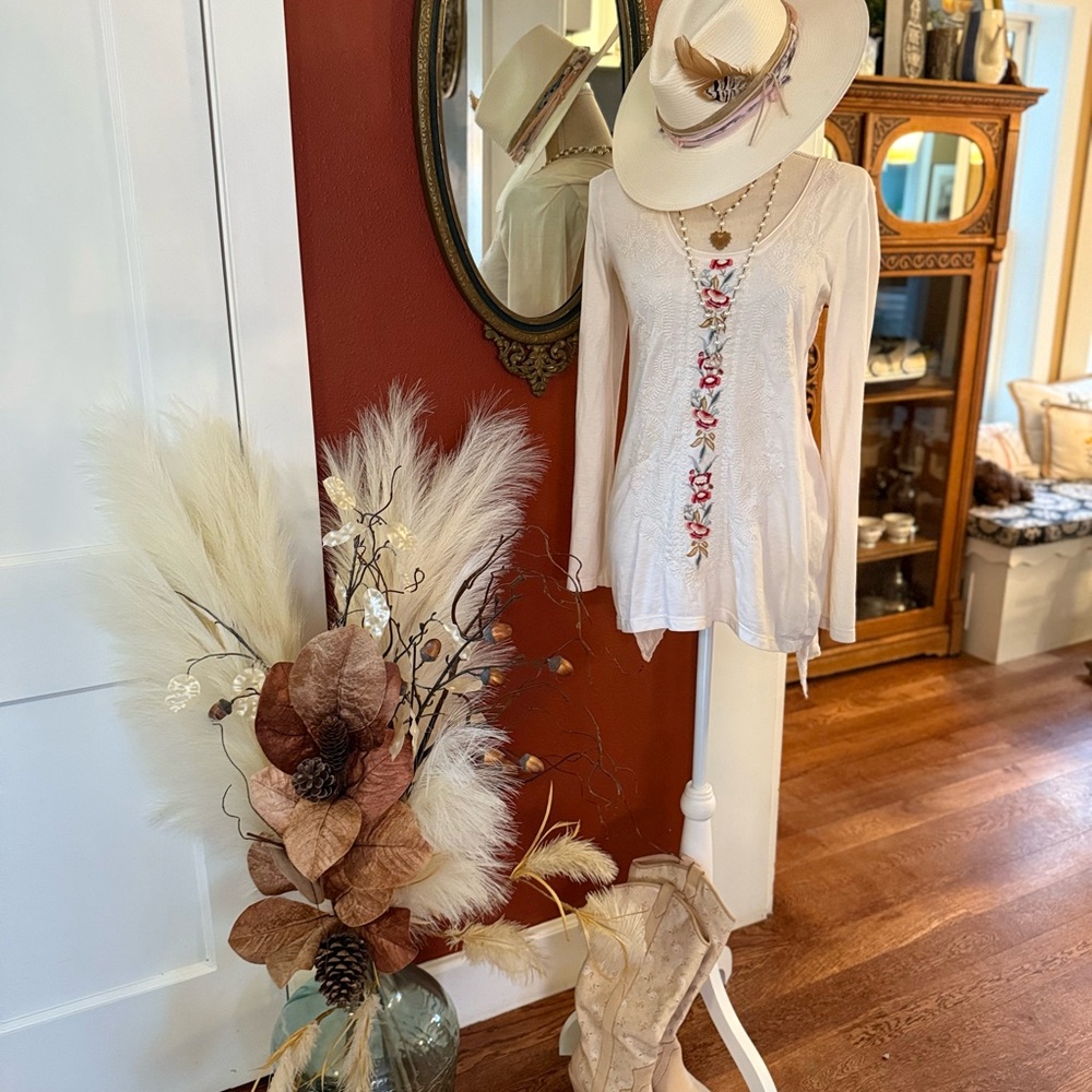 JOHNNY WAS embroidered boho floral cream tunic